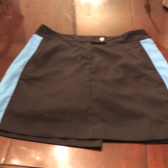 Golf skort - Picture 1 of 6
